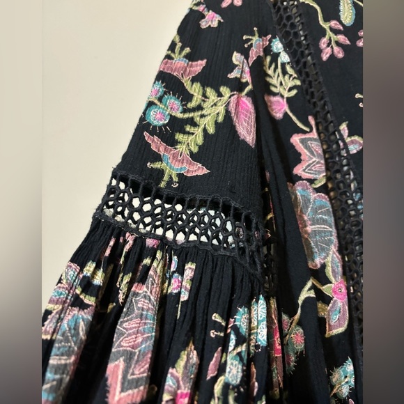 FREE PEOPLE Boho Flowy Tunic, Crochet Details Top - Picture 9 of 13